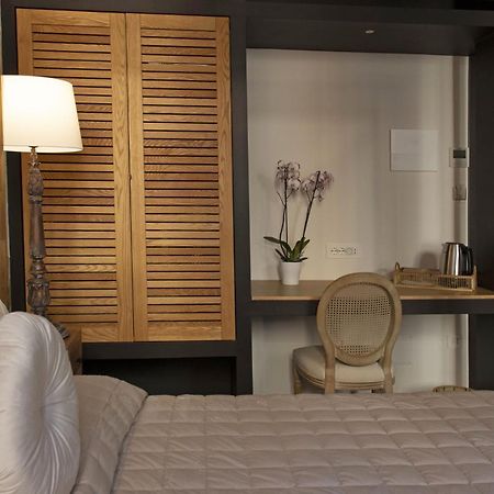 La Maison Coloniale Suite E Zona Wellness Free Cagliari Bagian luar foto
